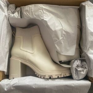 Mix No 6 Elegant Cream Ankle Boots